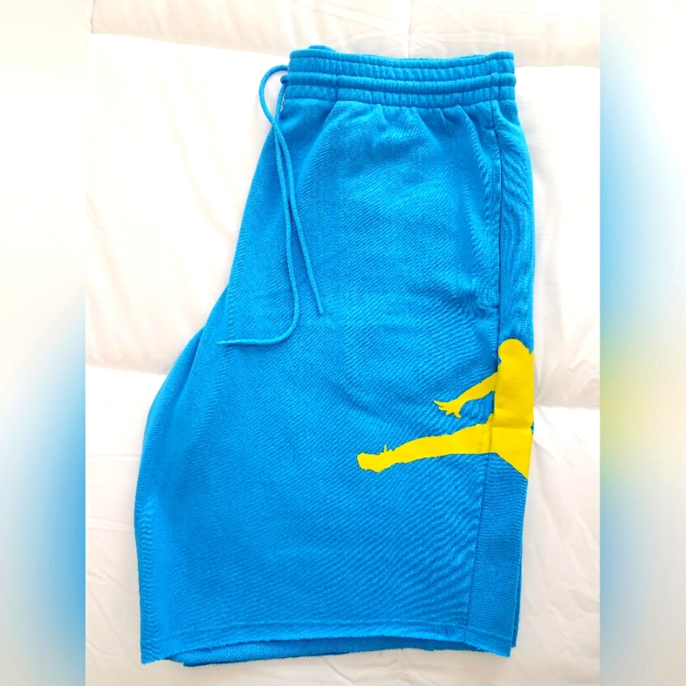 Nike shorts like New